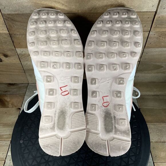 Nike Internationalist Women's Size 8 Running Shoes DM3076-100 White Sneakers - Picture 9 of 10